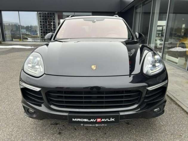 Porsche Cayenne S 4.2 V8 diesel