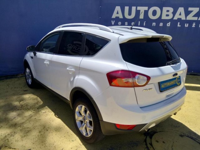 Ford Kuga 2.0TDCi 103KW TOP STAV