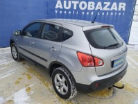 Nissan Qashqai 2.0i 104KW S.KNIHA