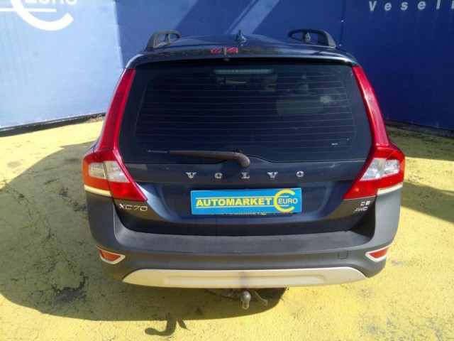 Volvo XC70 2.4 D5 136KW