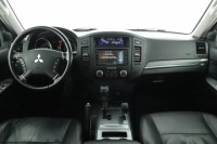Mitsubishi Pajero  3.2 DI-D 