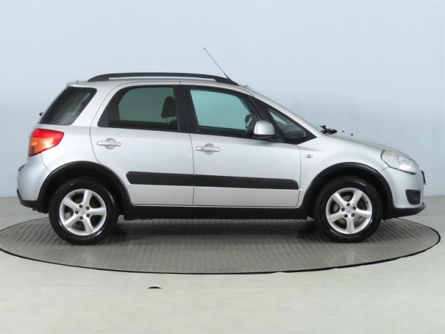 Suzuki SX4  1.6 VVT 