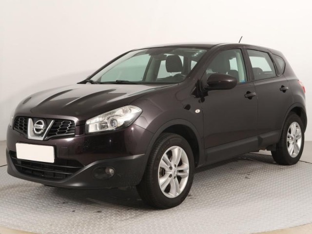 Nissan Qashqai  1.6 