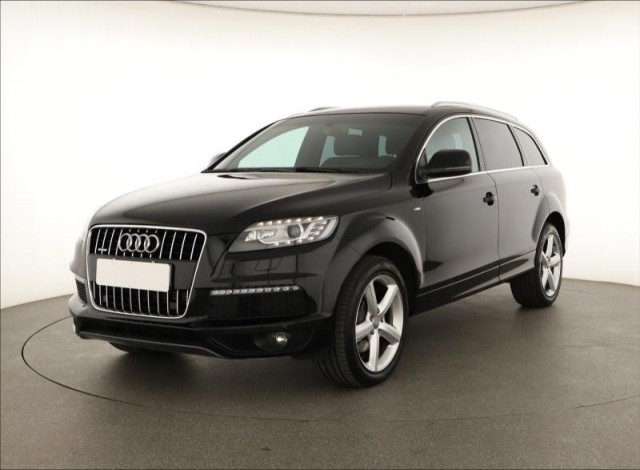 Audi Q7  3.0 TDI S-Line