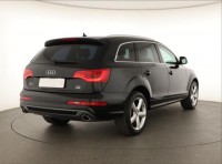 Audi Q7  3.0 TDI S-Line