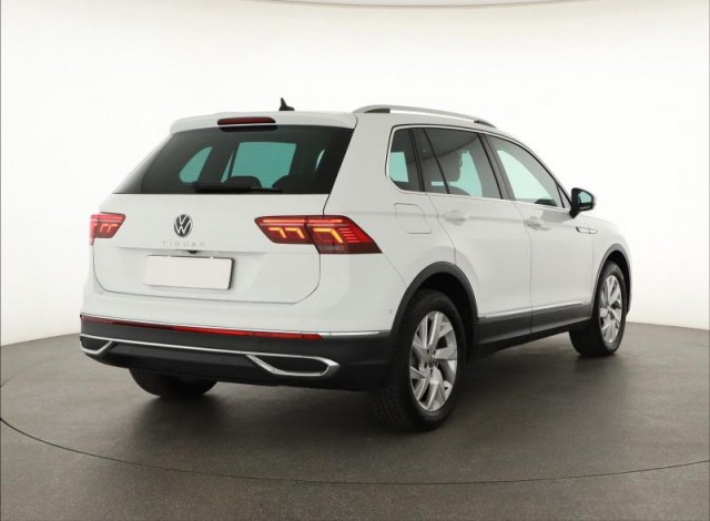 Volkswagen Tiguan  1.5 TSI Elegance