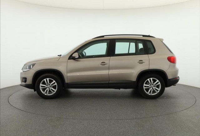 Volkswagen Tiguan  2.0 TDI 