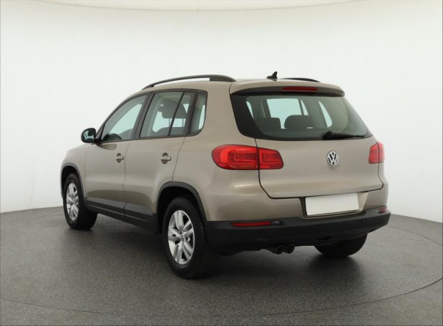 Volkswagen Tiguan  2.0 TDI 