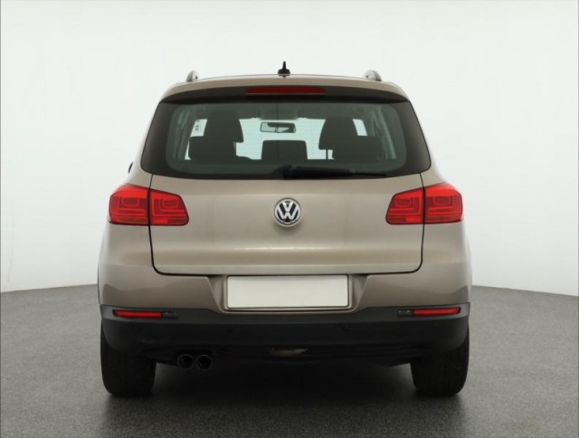 Volkswagen Tiguan  2.0 TDI 