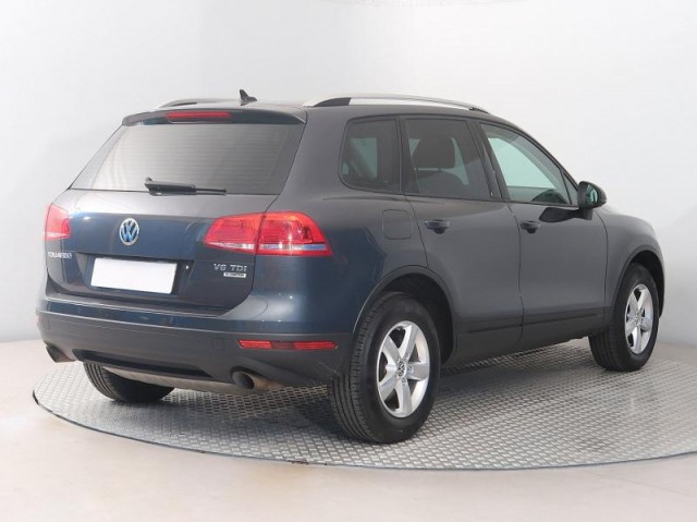 Volkswagen Touareg  3.0 TDI 