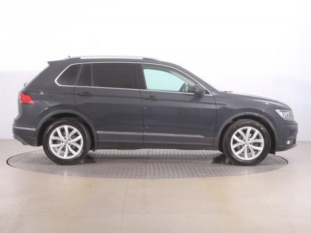 Volkswagen Tiguan  2.0 TDI 