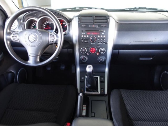 Suzuki Grand Vitara  2.4 VVT 