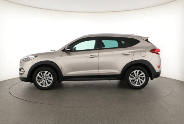 Hyundai Tucson  1.7 CRDi 