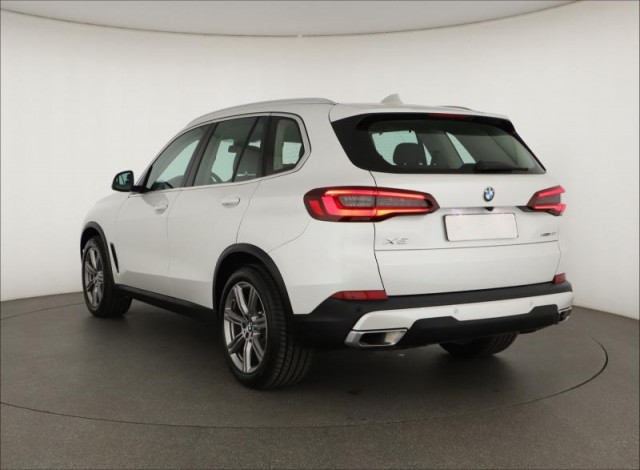 BMW X5  xDrive40i 