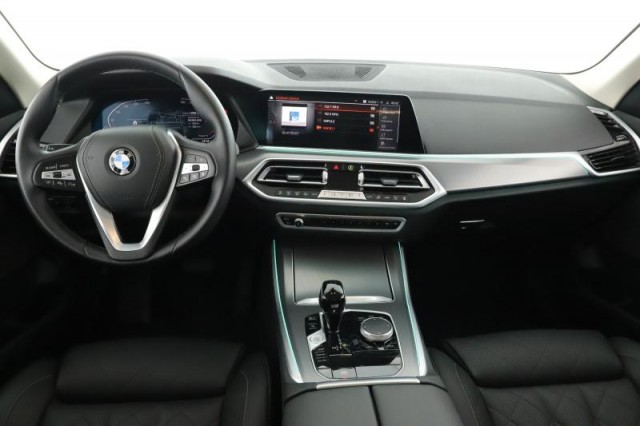 BMW X5  xDrive40i 