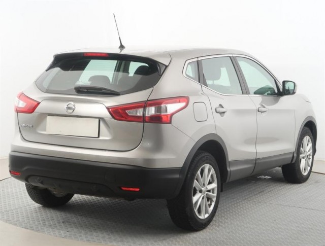 Nissan Qashqai  1.2 DIG-T 