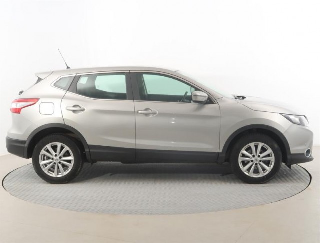 Nissan Qashqai  1.2 DIG-T 