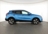 Nissan Qashqai  1.3 DIG-T N-Connecta