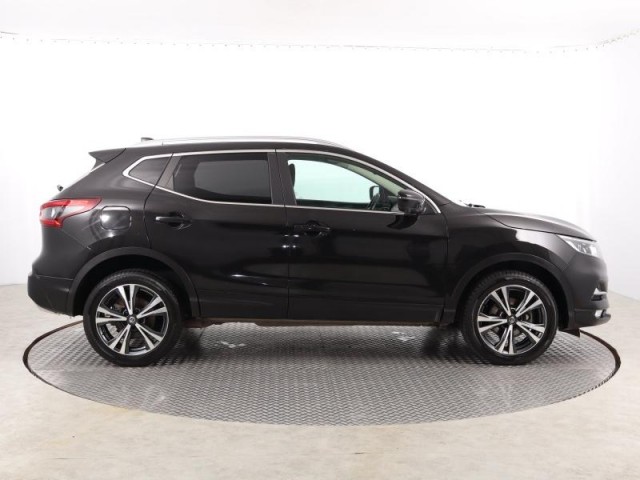 Nissan Qashqai  1.2 DIG-T 