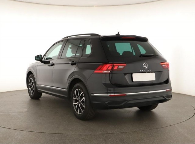 Volkswagen Tiguan  2.0 TDI 