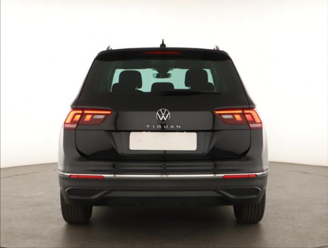 Volkswagen Tiguan  2.0 TDI 