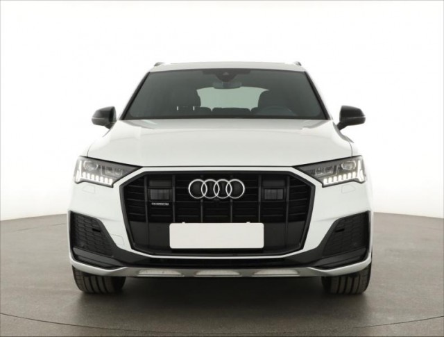 Audi Q7  50 TDI S-line