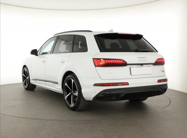 Audi Q7  50 TDI S-line