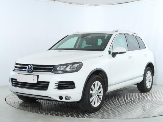 Volkswagen Touareg  3.0 TDI 