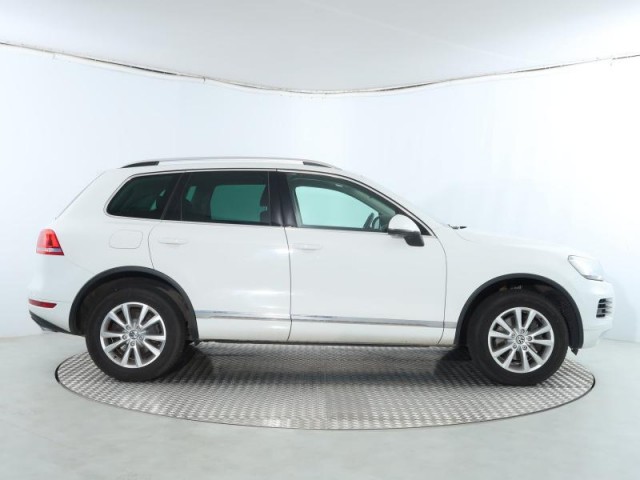 Volkswagen Touareg  3.0 TDI 