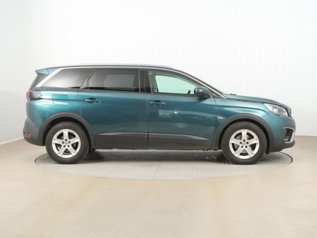 Peugeot 5008  1.6 BlueHDi 