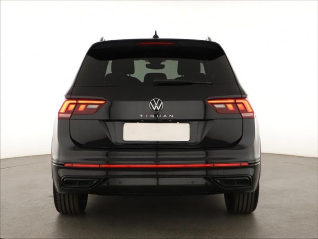 Volkswagen Tiguan  1.5 TSI R-Line