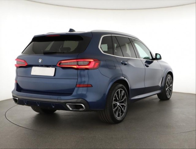 BMW X5  xDrive40i 