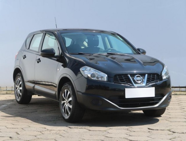 Nissan Qashqai  1.6 