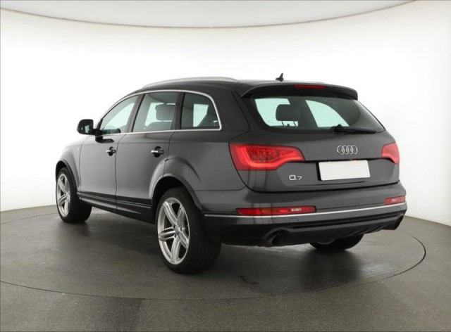 Audi Q7  3.0 TDI S-Line