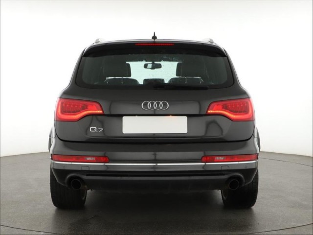 Audi Q7  3.0 TDI S-Line