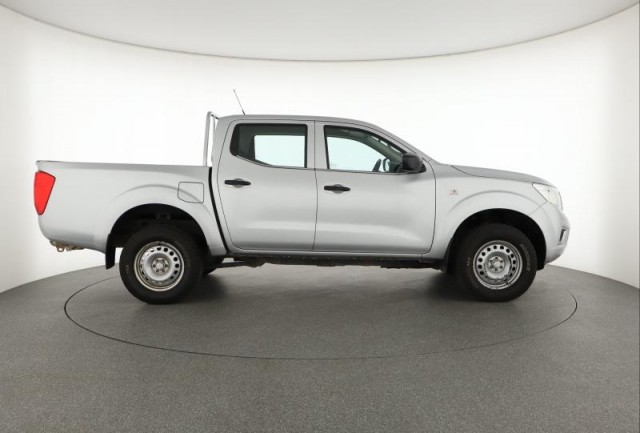 Nissan Navara  2.3 dCi 