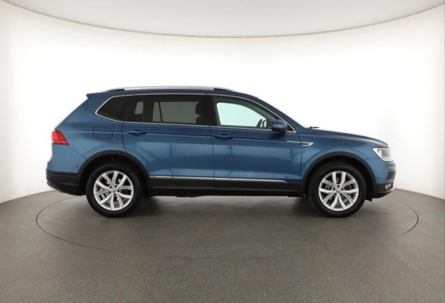 Volkswagen Tiguan  2.0 TDI 