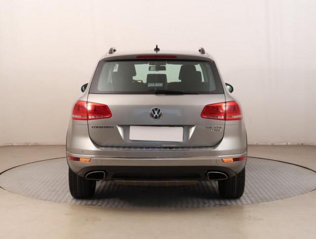 Volkswagen Touareg  3.0 TDI 