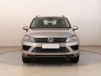 Volkswagen Touareg  3.0 TDI 