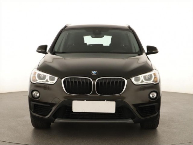 BMW X1  sDrive18i 