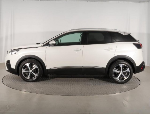 Peugeot 3008  1.5 BlueHDi 