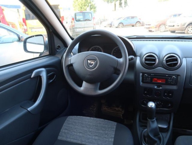 Dacia Duster  1.6 16V 