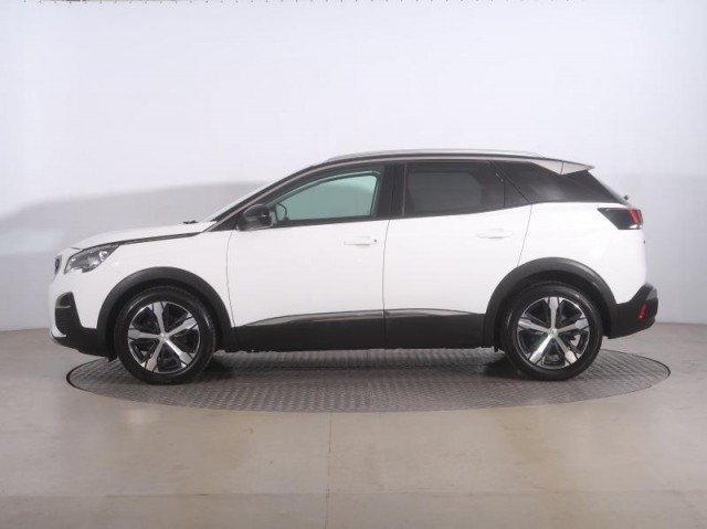 Peugeot 3008  1.2 PureTech Allure