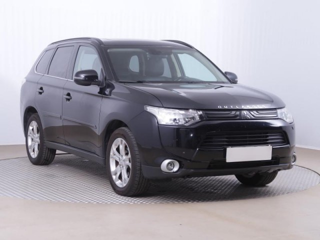 Mitsubishi Outlander  2.2 DI-D 