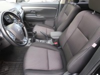 Mitsubishi Outlander  2.0 