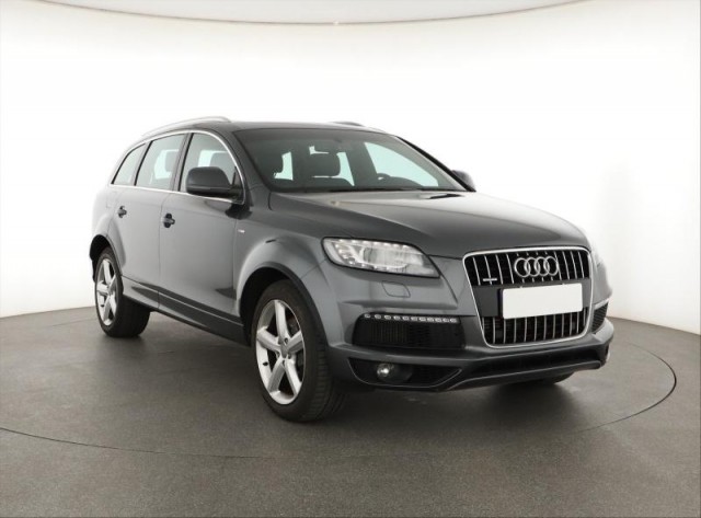 Audi Q7  3.0 TDI 