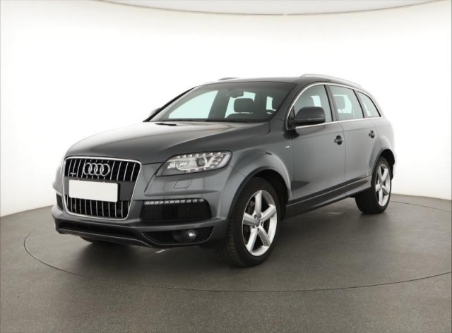 Audi Q7  3.0 TDI 