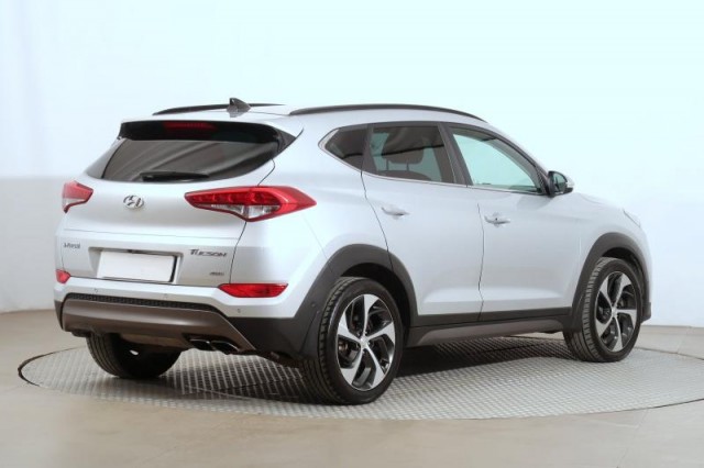 Hyundai Tucson  2.0 CRDi Premium