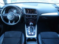 Audi Q5  3.0 TDI 