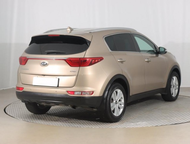 Kia Sportage  2.0 CRDi 